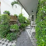 Gusto House